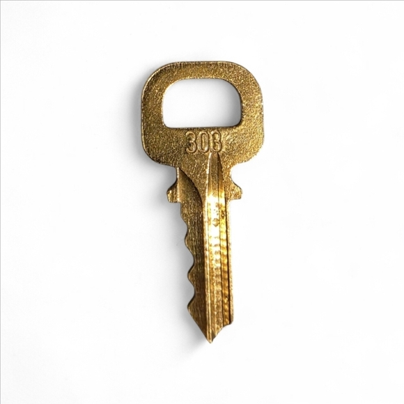 Louis Vuitton Lock and Key Set  #303 - Picture 3 of 3